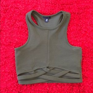 Detailed racer back crop top